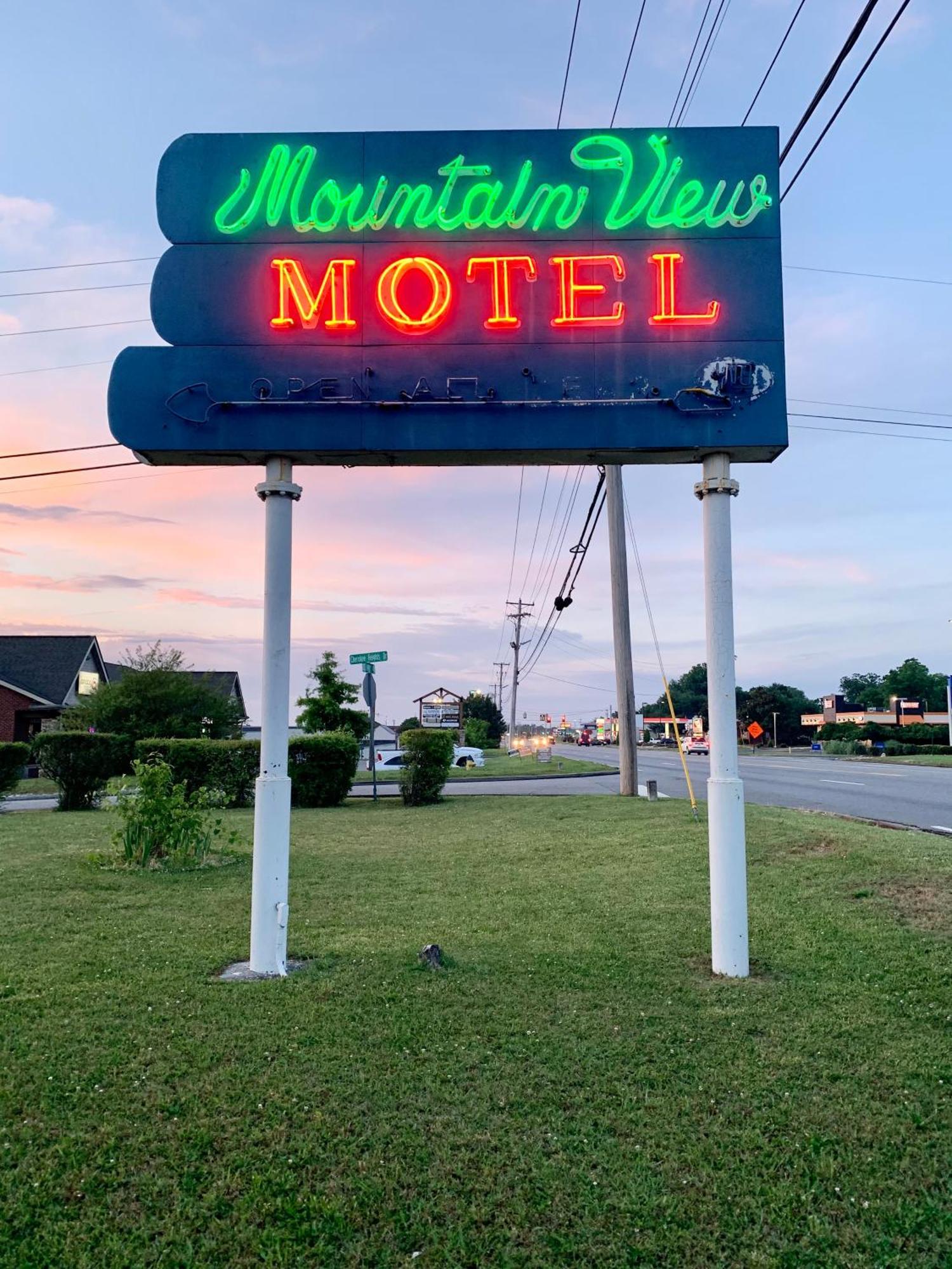 Mountain View Motel แมรีวิลล์ ภายนอก รูปภาพ